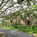 Dasada, The Flower Es\'Senses Resort