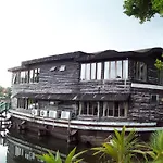 Aunchaleena Beach Front Resort, Koh Chang