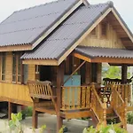Lucky Hill Resort