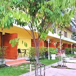Wanarom Resort