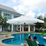 Baan Jeen Hotel Samroiyod Beach