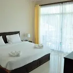 Baan Jeen Hotel Samroiyod Beach