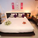 Urban Patong Mini Hotel And More