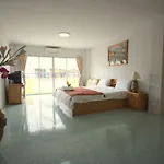 Malee Beach Guest House