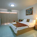 Malee Beach Guest House
