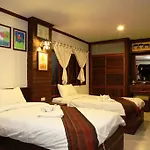 Nakhaburi Hotel & Resort Udonthani
