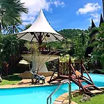 Coco Palace Resort