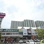 Airport Link Hua Mak Condo
