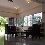Albatross Guesthouse @ Thungwualaen Beach