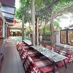 Baan Ruean Thai
