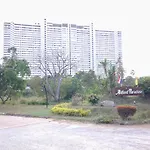 Milford Paradise Condominium