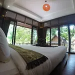 Lipe Sunset Beach Resort