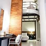S2 Hotel