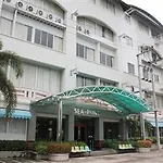Sea Point Resort