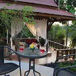 Jaroenrat Resort
