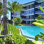Baan Thew Talay Blue Sapphire