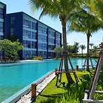 Baan Thew Talay Blue Sapphire
