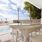 Villa 7Th Heaven Beach Front