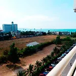 Jomtien Beach Condominium S2