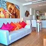 The Privilege Residence : 1 Bedroom Apartment In Patong