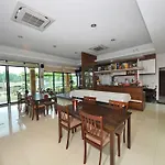 Maeklong Marina Resort