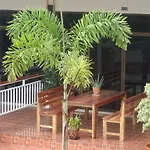 Maria\'S 2 Bedroom Home For Up To 6 People
