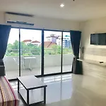Apartment R-Con Wongamat