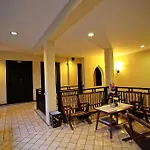 Na Thapae Hotel