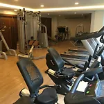 Metro Hotel & Spa