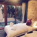 Joyful Thai Boutique Hotel