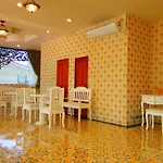 The Grand Paradise Suite