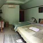 Khun Mai Baan Suan Resort