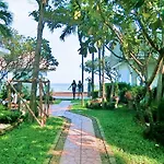 Blue Sky Resort