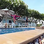 Blue Sky Resort