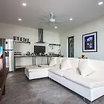 Paritta Sky Villa B
