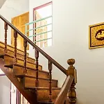 Paulee\'S House
