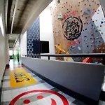 Art-C House