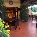 Tanaporn Resort