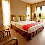 Baantoom Village And Resort