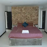 Sumalee Villa Pool Villa