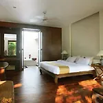 Le Paradis Boutique Resort/Spa
