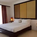 Vana Wellness Resort