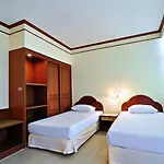 Thavorn Hotel