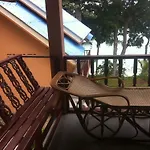 Cozy Cove Resort