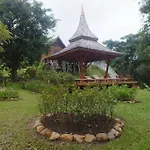 Mokfahsai Resort