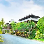 Monmuang Resort