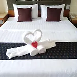 Pornthep Hotel 2