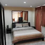 Jomtien Sunset Guesthouse
