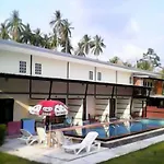 Laemsor Modern House Resort