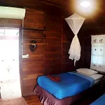 Nice & Easy House